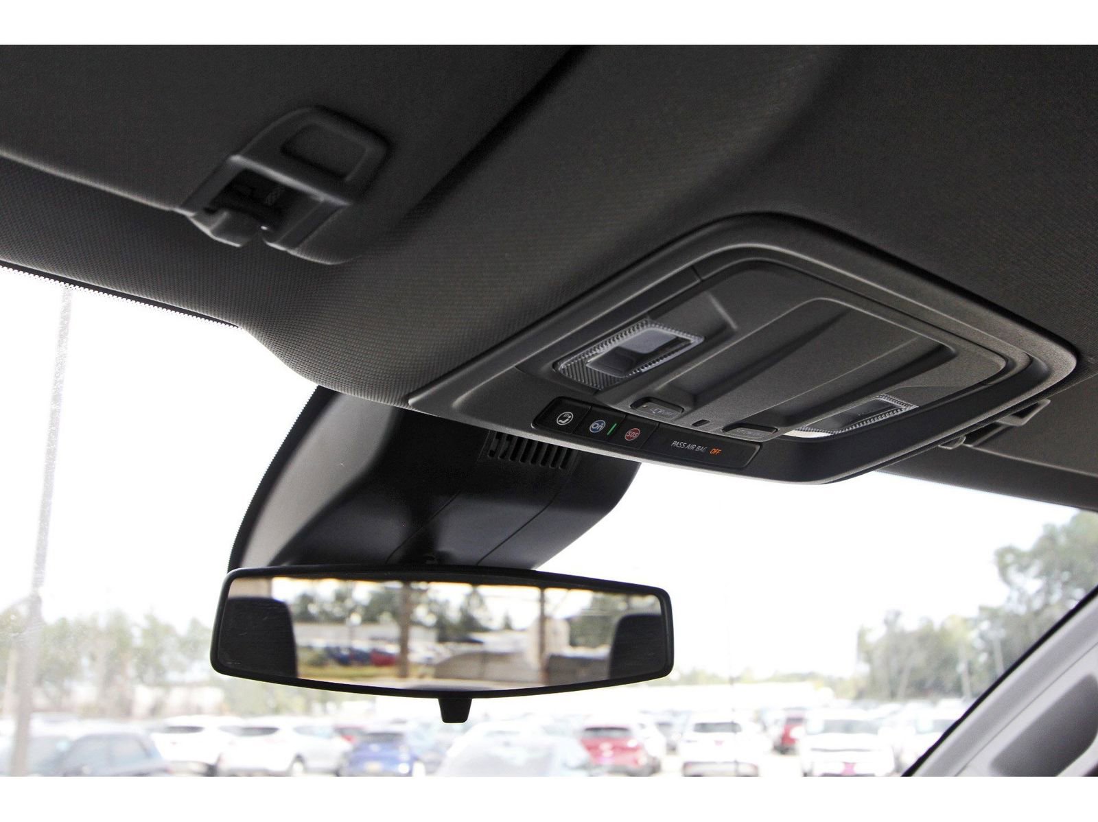 Used 2024 Chevrolet Silverado 1500 Custom image 25