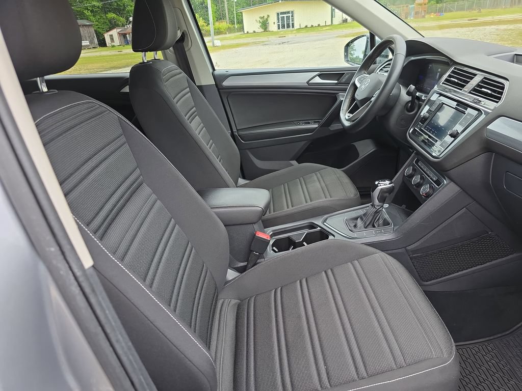 Used 2022 Volkswagen Tiguan S FWD image 10