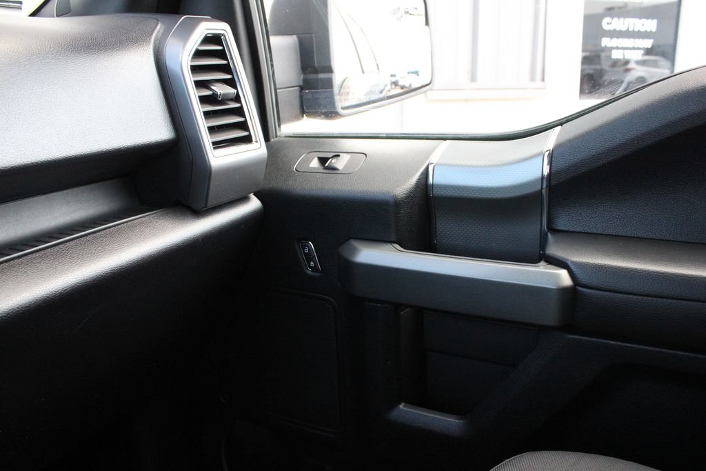 Used 2016 Ford F150 XLT w/ Equipment Group 301A Mid AWD/4WD image 18