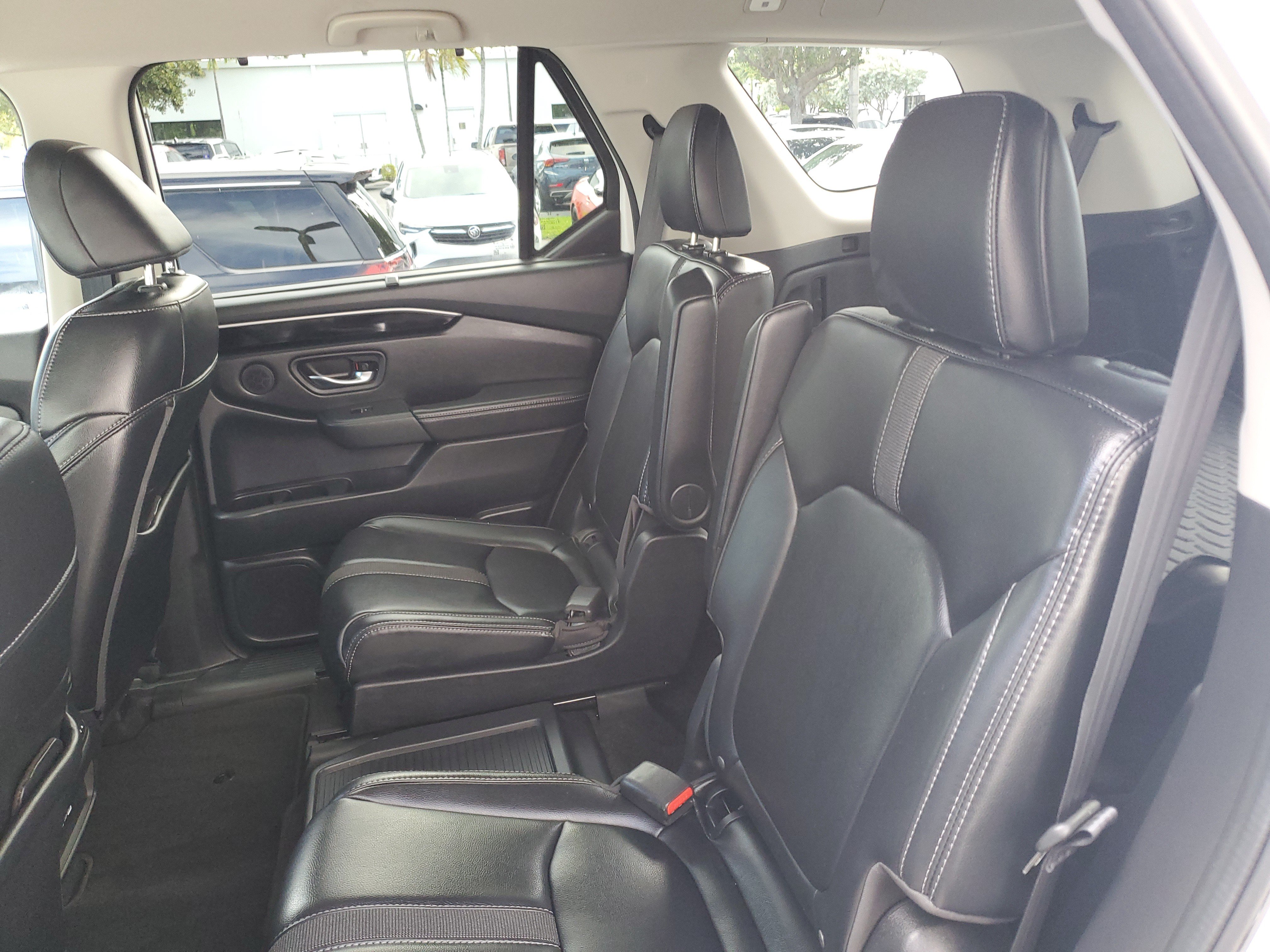 Used 2023 Honda Pilot EX-L image 11
