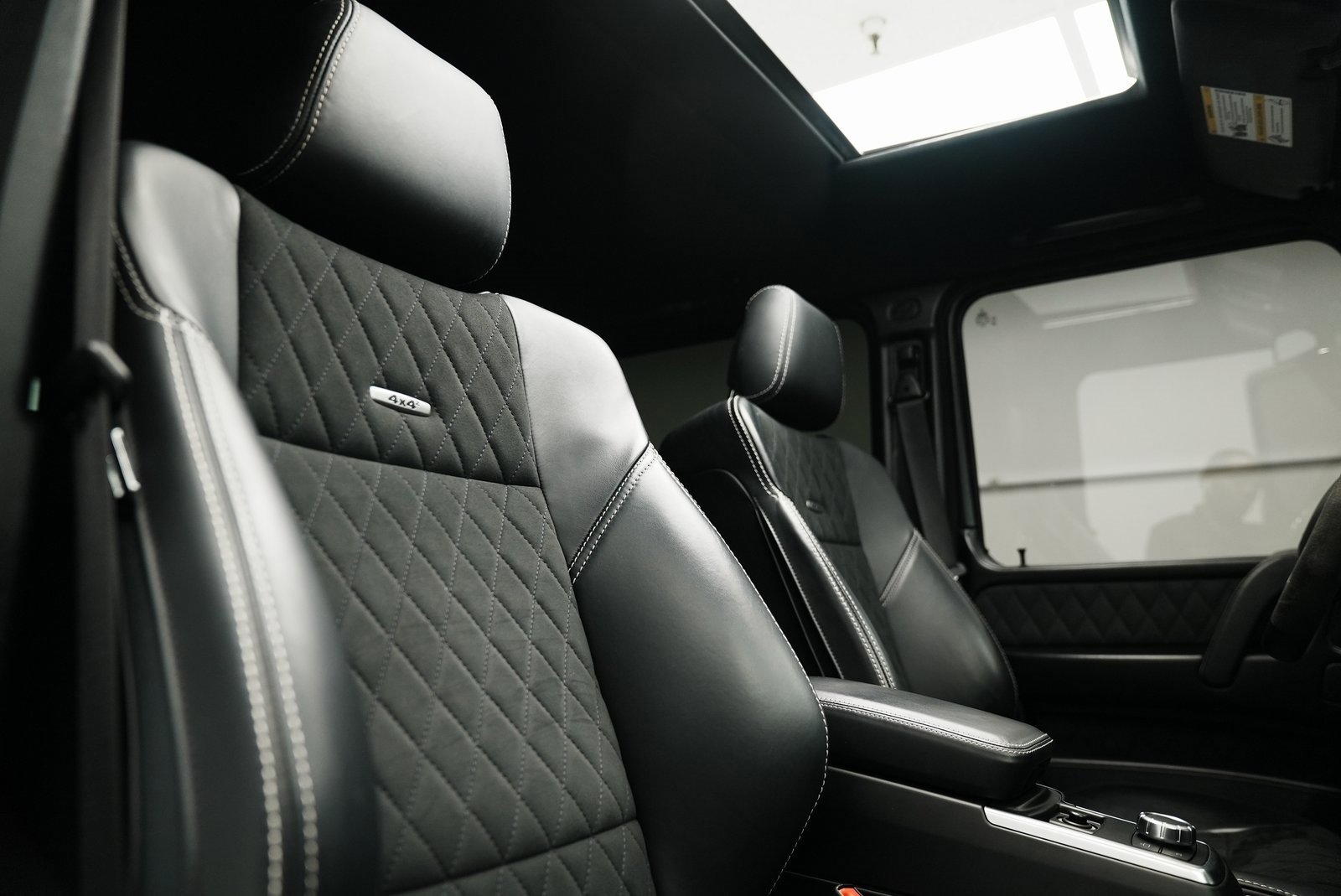 Used 2017 Mercedes-Benz G 550 Squared image 31