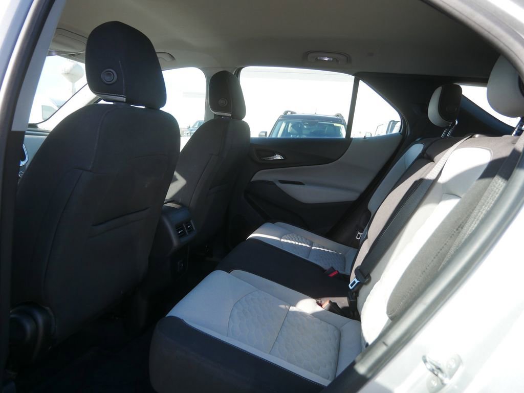 Used 2019 Chevrolet Equinox LS image 16