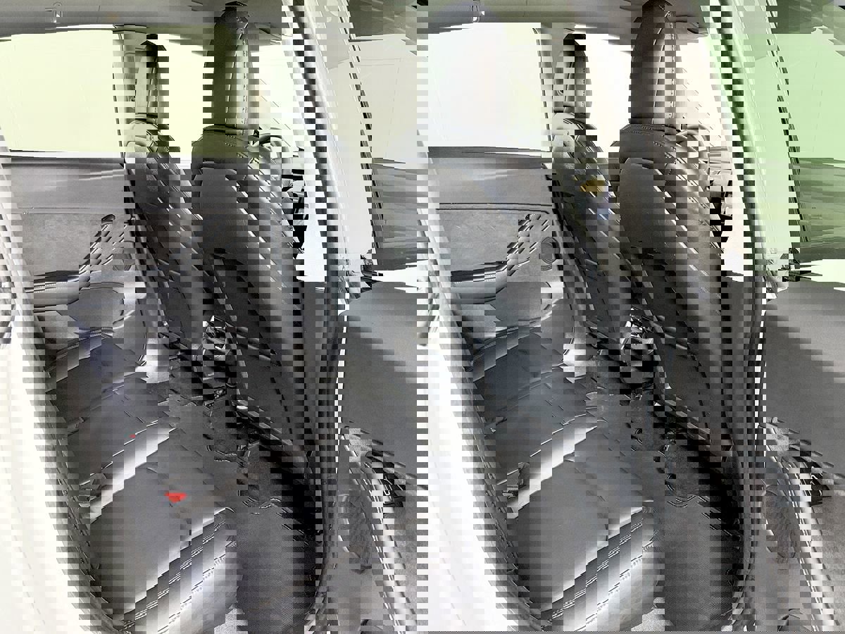 Used 2020 Tesla Model Y Long Range image 36