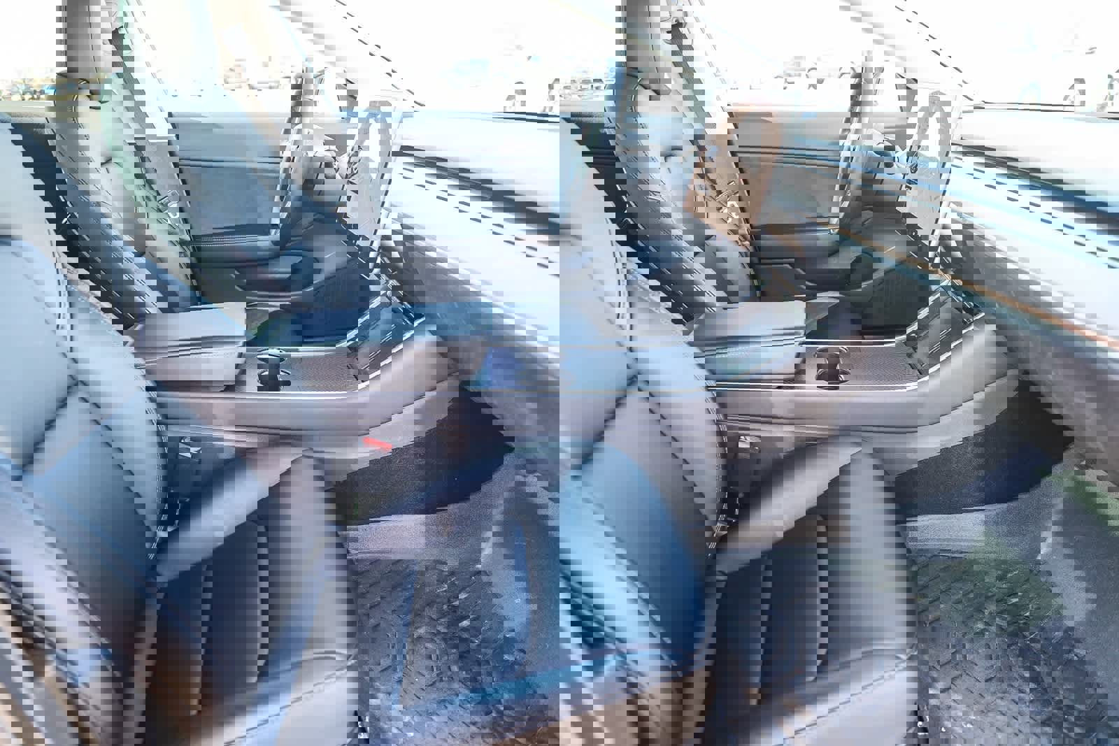 Used 2020 Tesla Model 3 Performance image 14