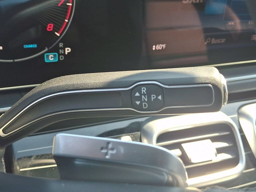 Used 2024 Mercedes-Benz GLE 350 4MATIC image 16