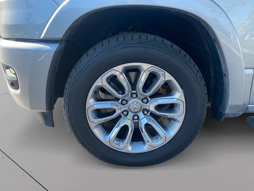 Used 2025 RAM 1500 Laramie RWD image 27