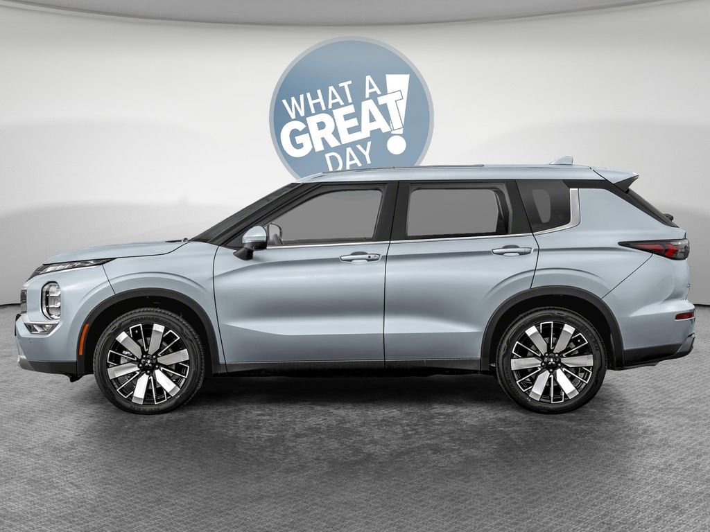 New 2026 Mitsubishi Outlander SE image 3