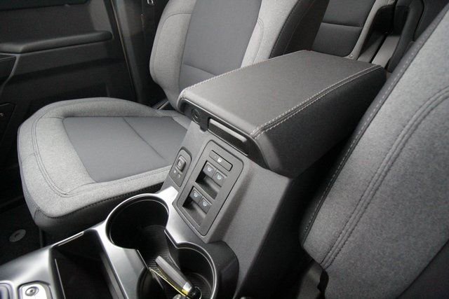 New 2025 Ford Bronco 4-Door image 27