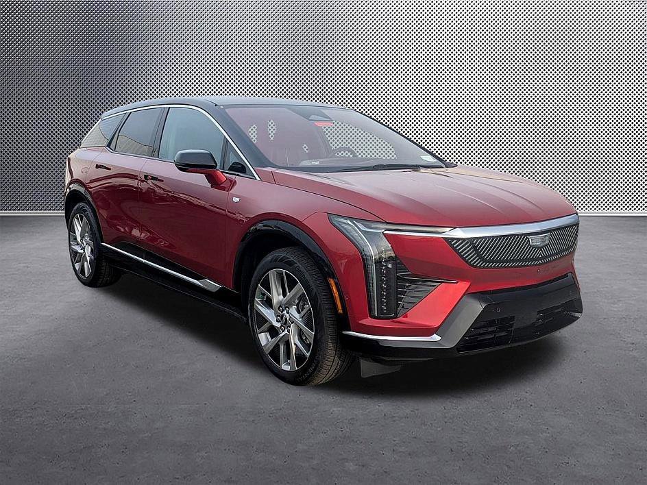 New 2025 Cadillac Optiq Luxury 2 AWD/4WD image 3