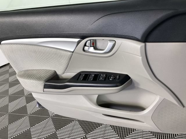 Used 2015 Honda Civic Hybrid Sedan image 24