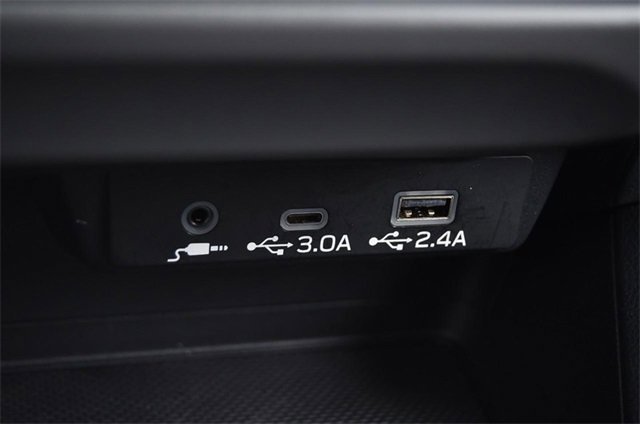 Used 2024 Subaru Crosstrek 2.0i Premium image 15