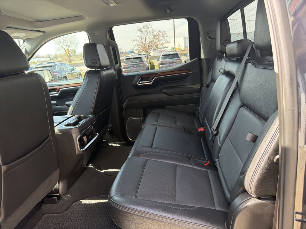 Used 2023 GMC Sierra 1500 Denali w/ Technology Package image 12