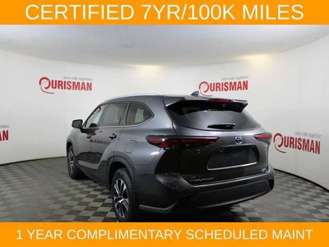 Used 2024 Toyota Highlander XLE AWD/4WD image 5