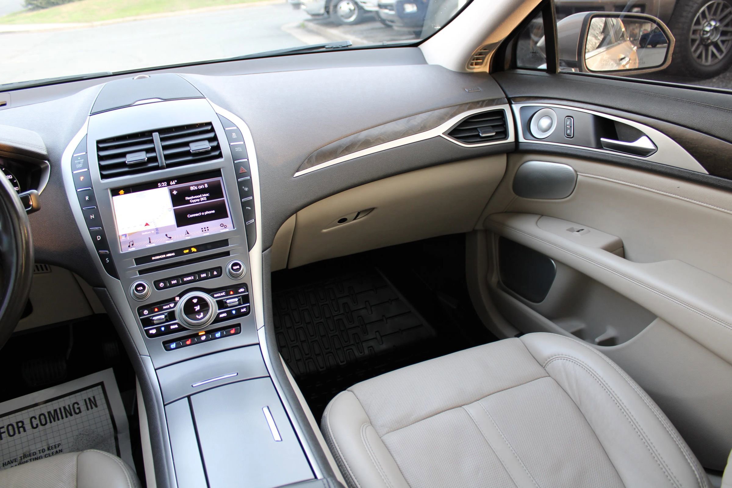 Used 2019 Lincoln MKZ Reserve w/ Luxury Package image 15