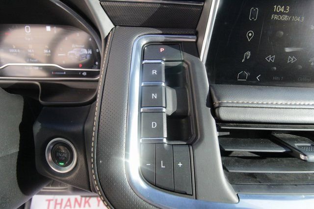 Used 2023 GMC Yukon XL AT4 w/ Technology Package image 30