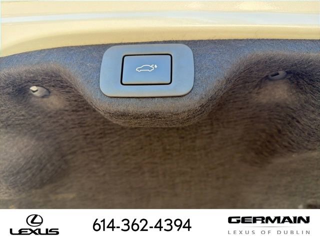 Used 2025 Lexus ES 350 w/ Premium Package image 11