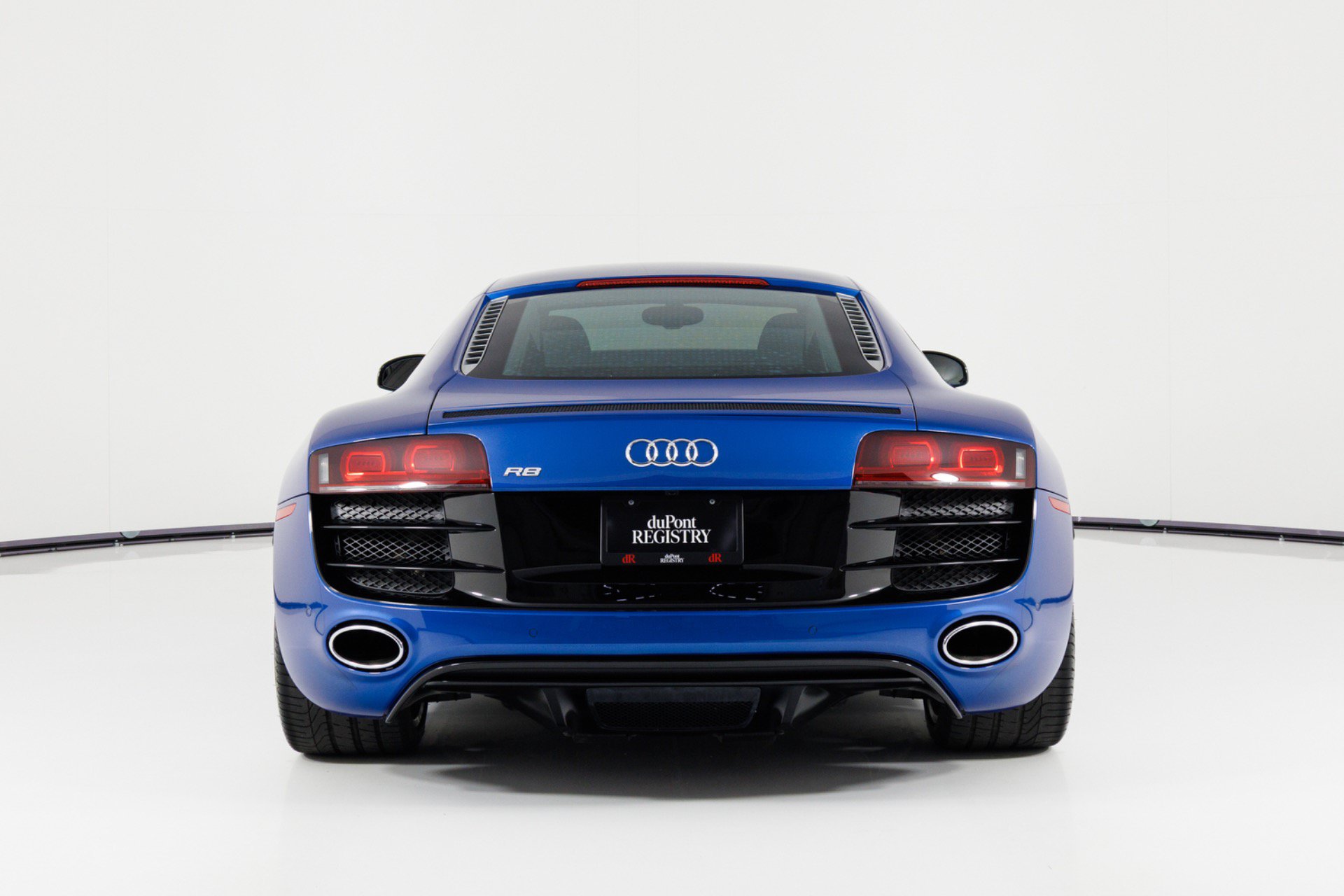 Used 2012 Audi R8 V10 AWD/4WD image 4