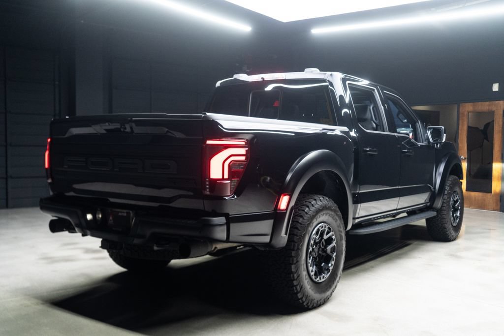 Used 2025 Ford F150 Raptor AWD/4WD image 16