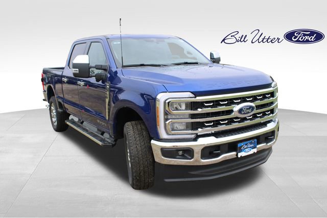New 2026 Ford F250 Lariat w/ Chrome Package image 2