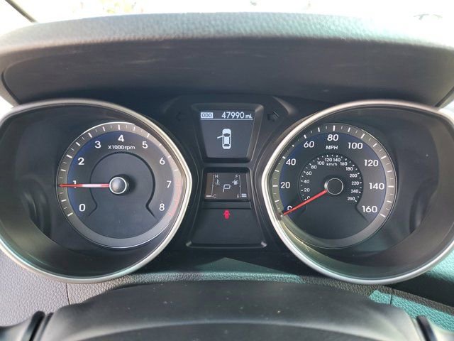 Used 2017 Hyundai Elantra GT image 19