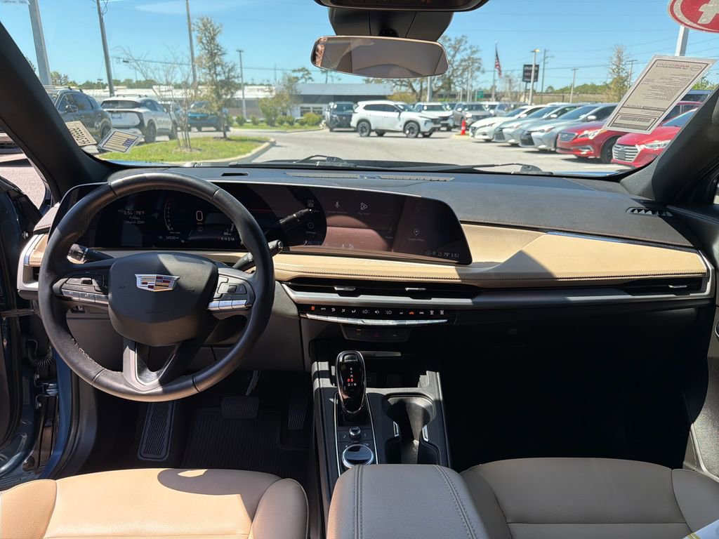 Used 2024 Cadillac XT4 Luxury image 25