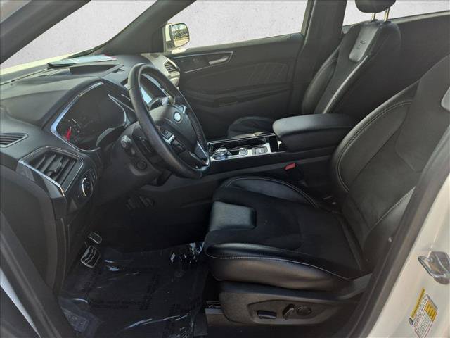 Used 2020 Ford Edge ST w/ Equipment Group 401A AWD/4WD image 16