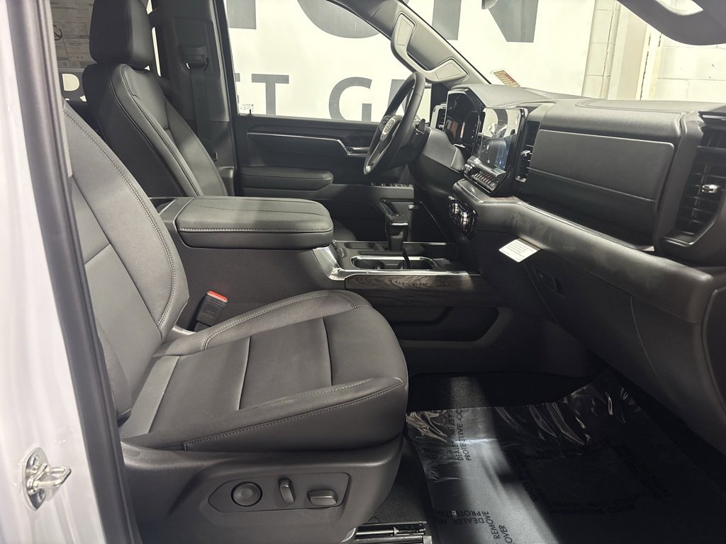 New 2026 GMC Sierra 1500 SLT w/ SLT Premium Plus Package image 28