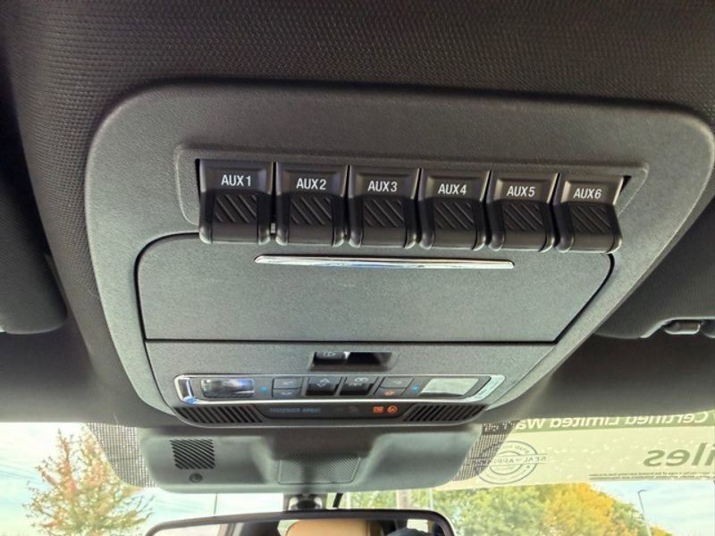 Used 2024 Ford F350 Lariat w/ Chrome Package image 12