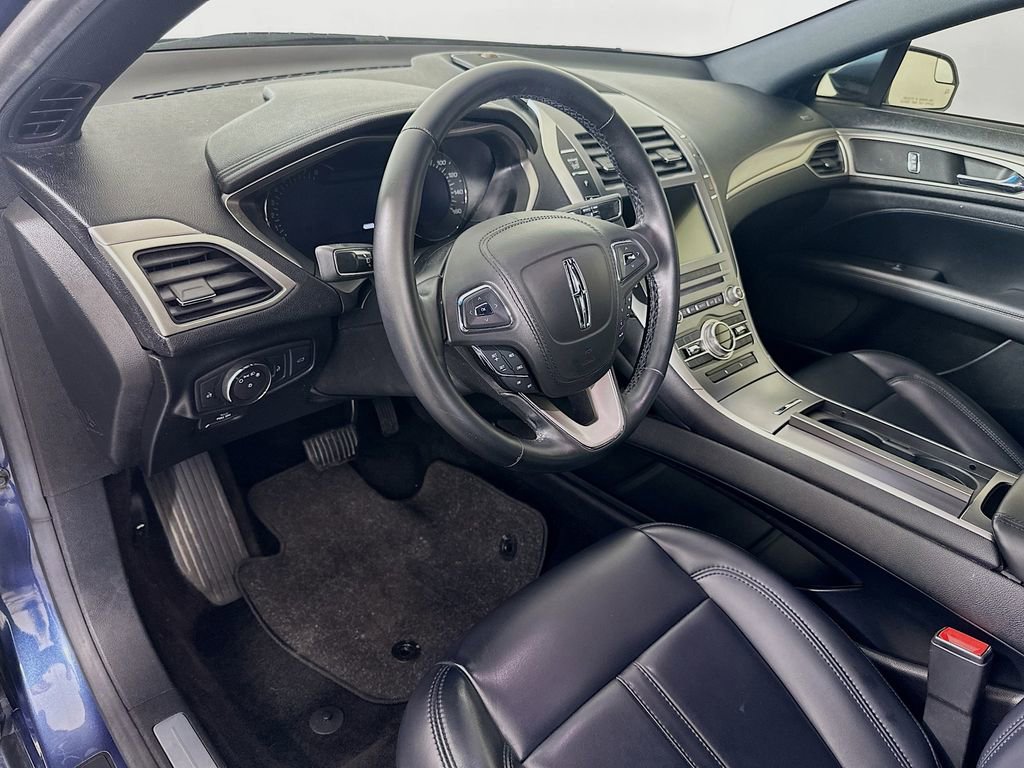 Used 2018 Lincoln MKZ Premiere FWD image 9