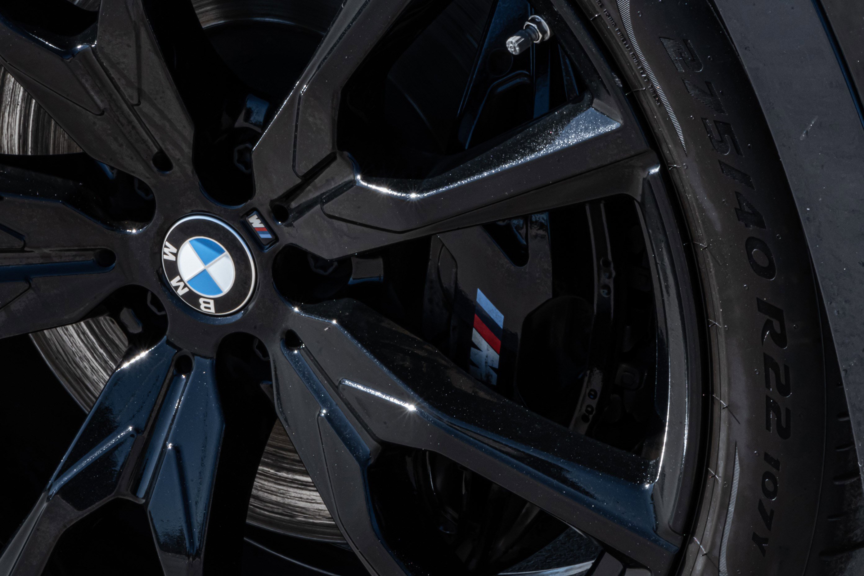 Certified 2024 BMW X7 xDrive40i w/ Executive Package image 8