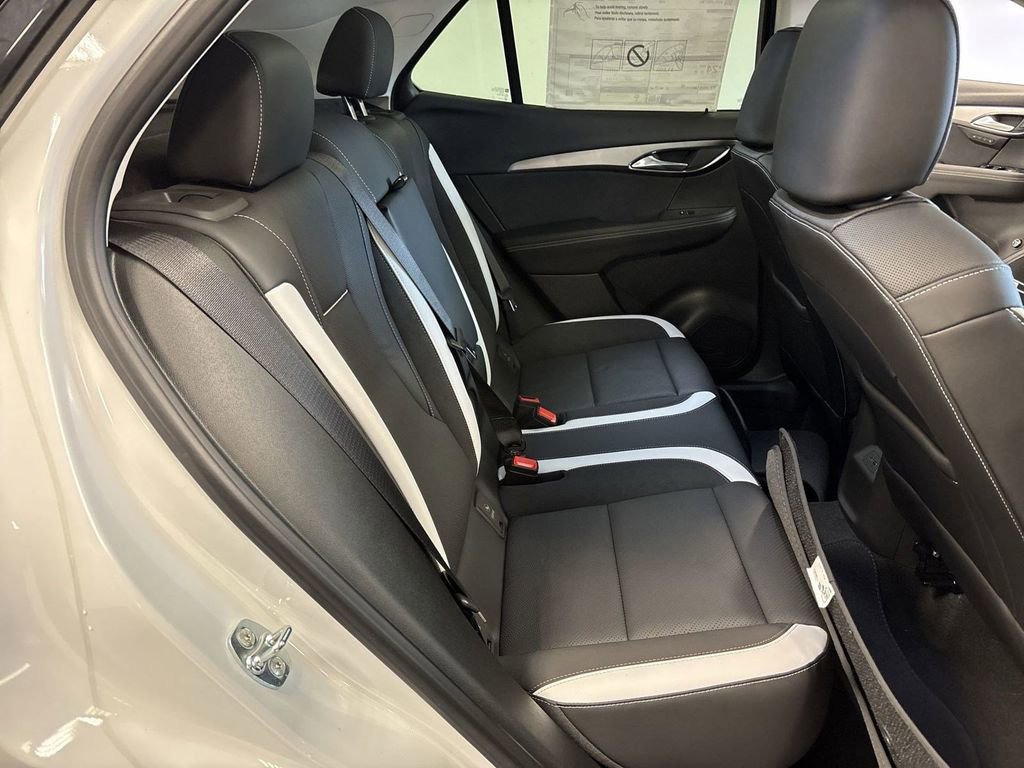 New 2025 Buick Envision Sport Touring image 32