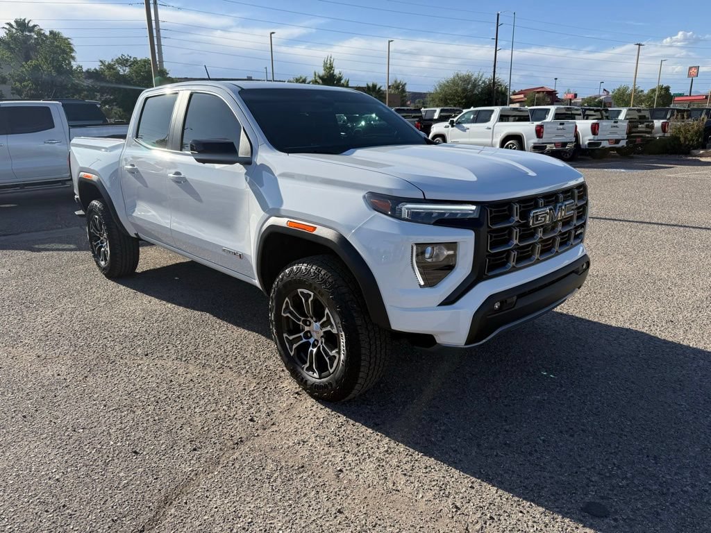 Used 2025 GMC Canyon AT4 w/ Technology Plus Package AWD/4WD image 3