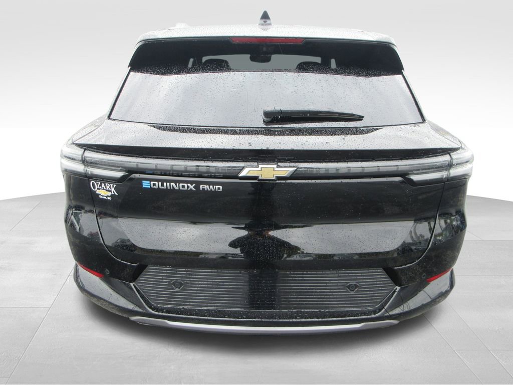 New 2026 Chevrolet Equinox EV LT image 5