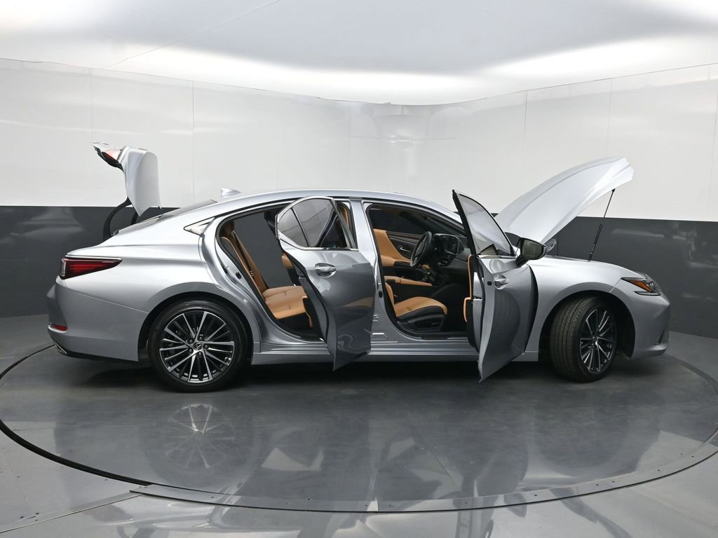 Used 2022 Lexus ES 350 w/ Premium Package image 36