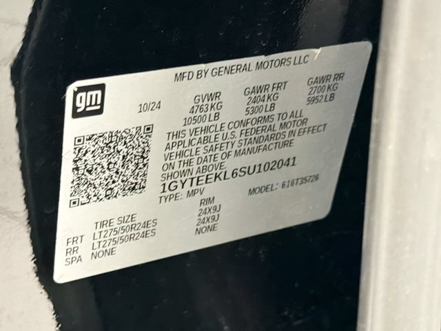 Certified 2025 Cadillac Escalade IQ Sport 1 w/ LPO, ONYX Package AWD/4WD image 29
