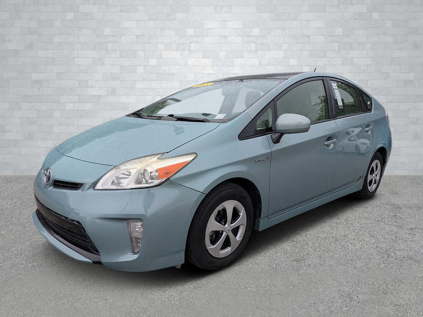 Used 2015 Toyota Prius Four image 9