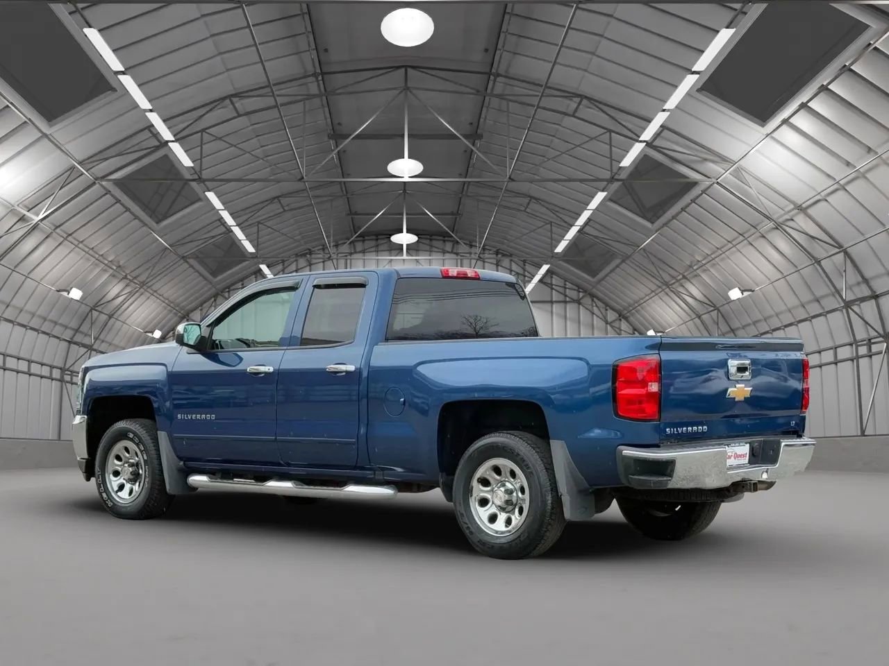 Used 2017 Chevrolet Silverado 1500 LT w/ All Star Edition AWD/4WD image 5