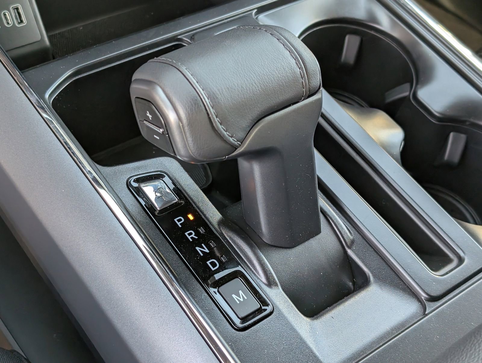 Used 2025 Ford F150 XLT w/ Equipment Group 302A MID image 22