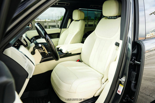 Used 2025 Land Rover Range Rover Long Wheelbase SE image 31