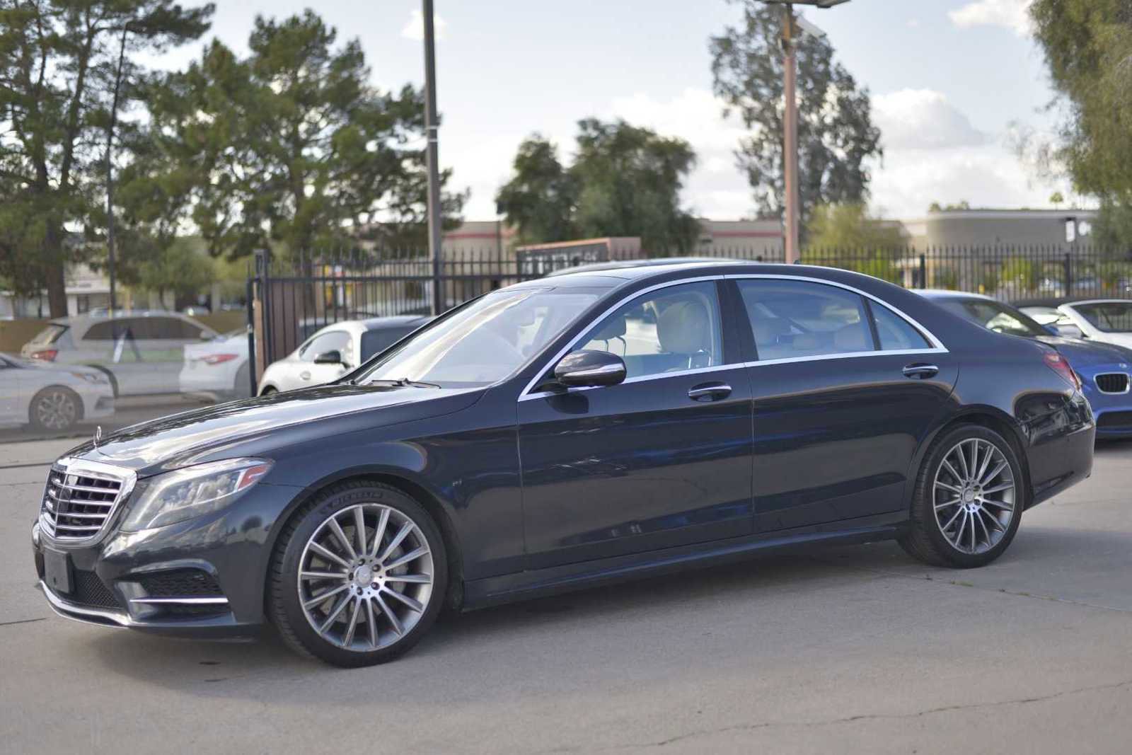 Used 2016 Mercedes-Benz S 550 Sedan w/ Sport Package w/ Sport Package image 8