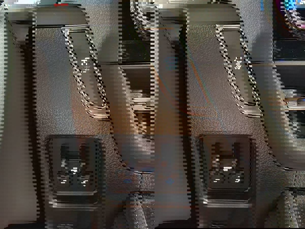 Used 2025 Lexus GX 550 Luxury+ 4WD image 41