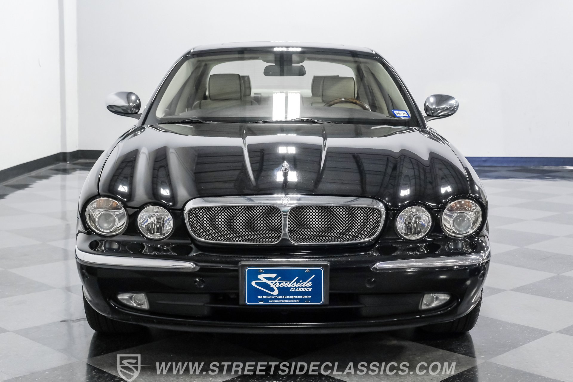 Used 2007 Jaguar XJ8 L RWD image 16