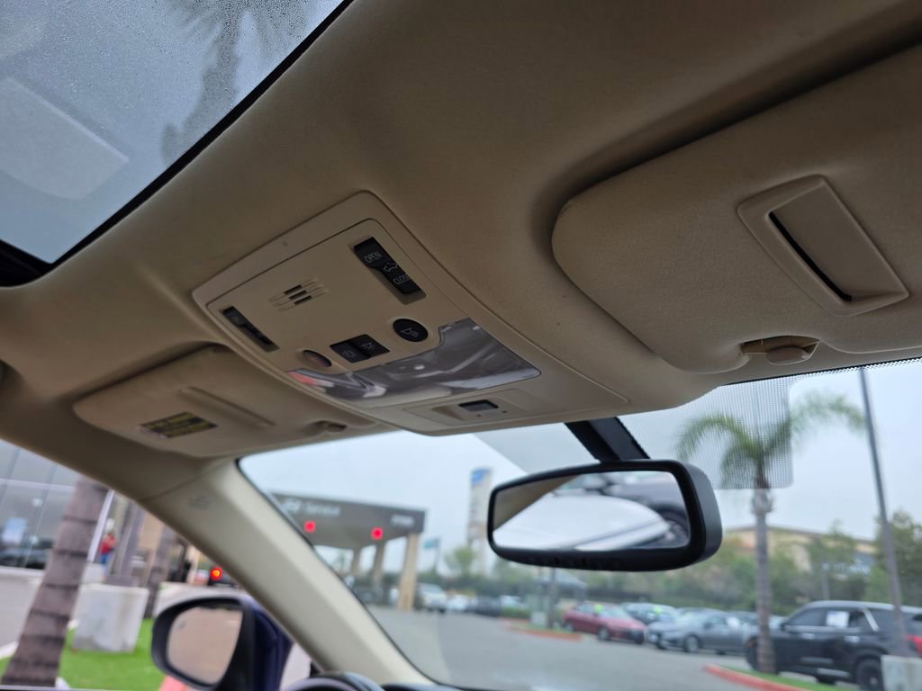 Used 2014 Lexus IS 250 w/ Navigation Package RWD image 11