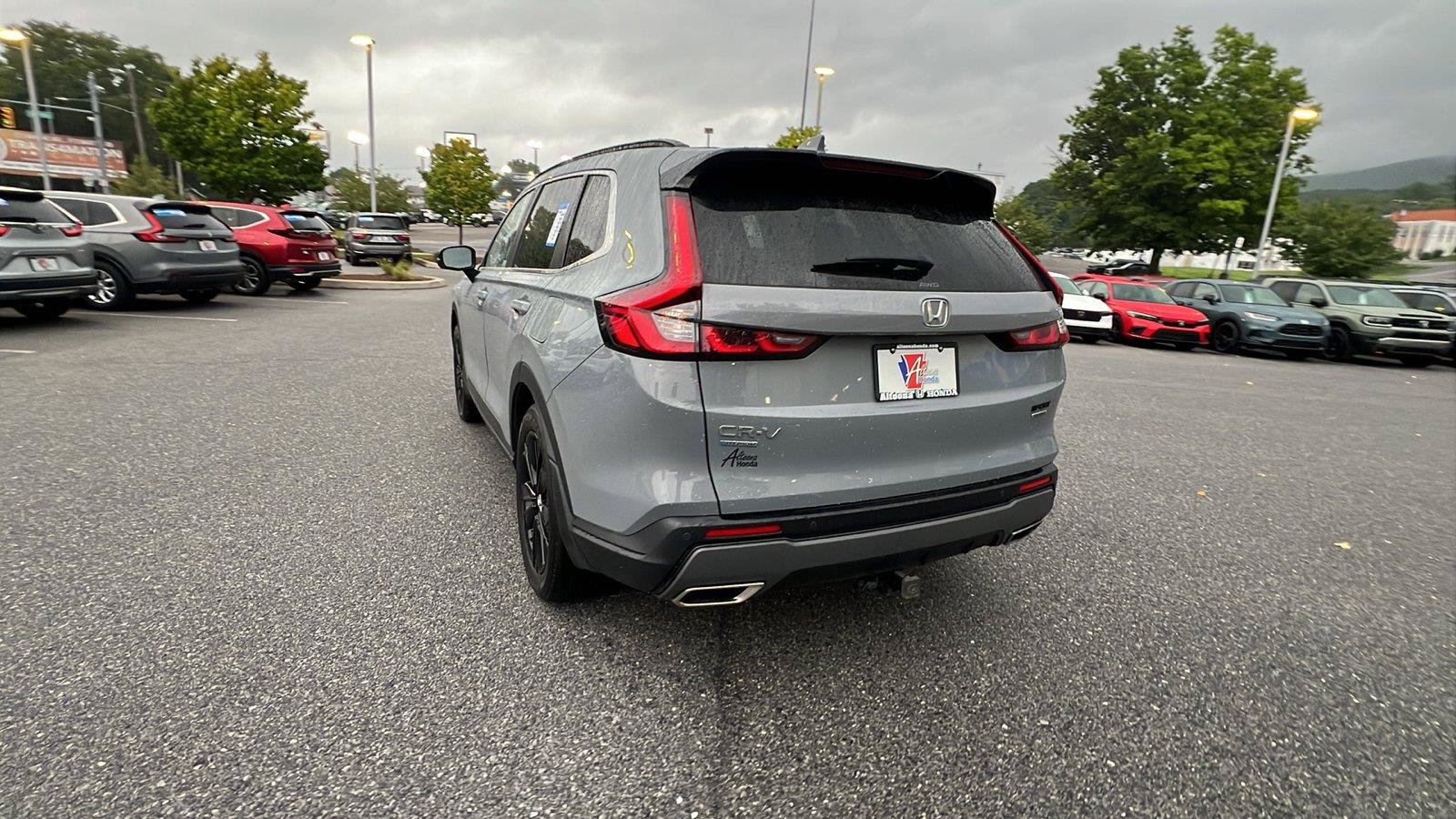 Used 2024 Honda CR-V Sport Touring image 6