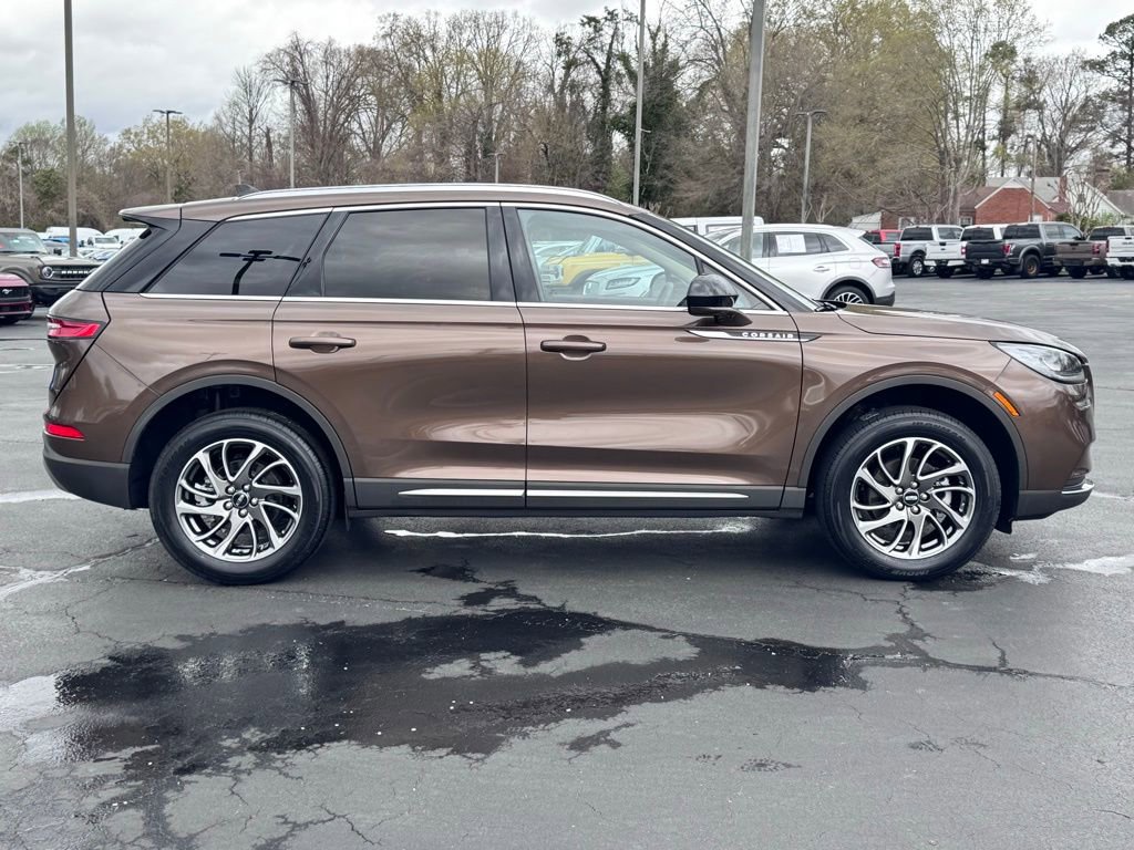 Used 2022 Lincoln Corsair FWD image 4