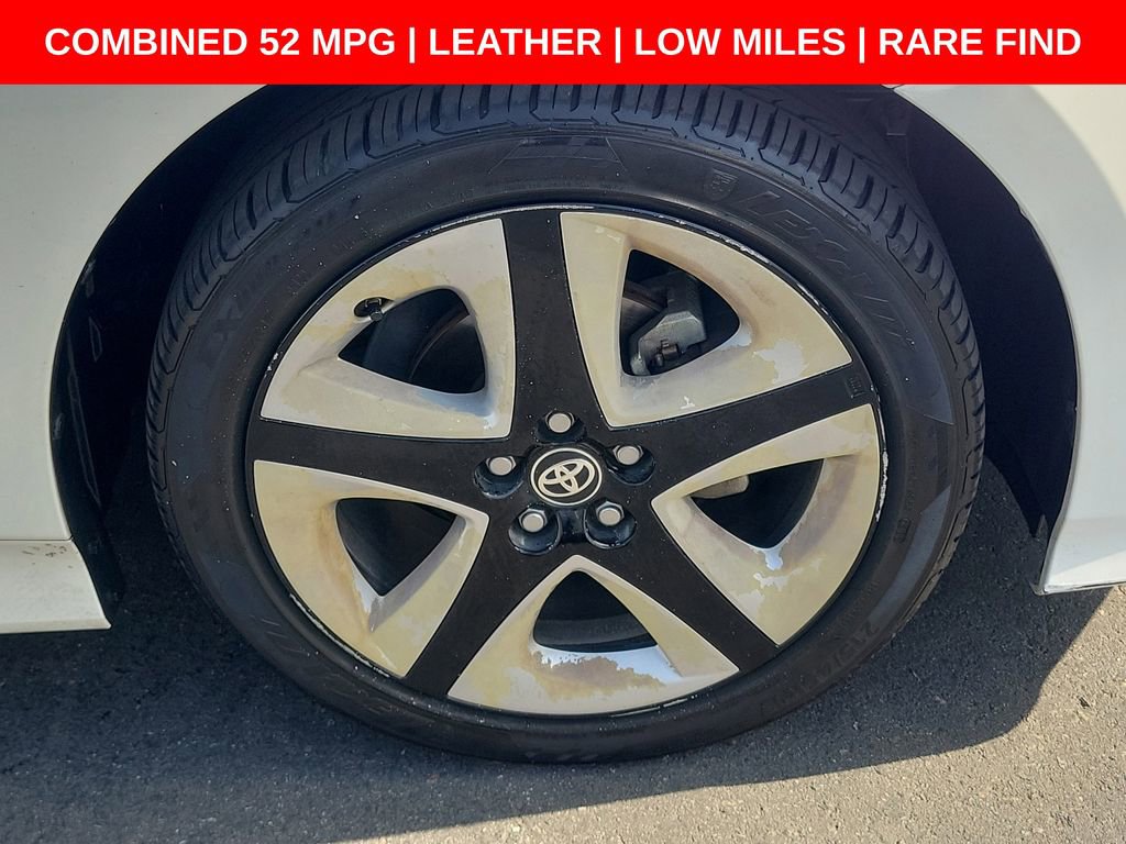 Used 2016 Toyota Prius Four Touring FWD image 7