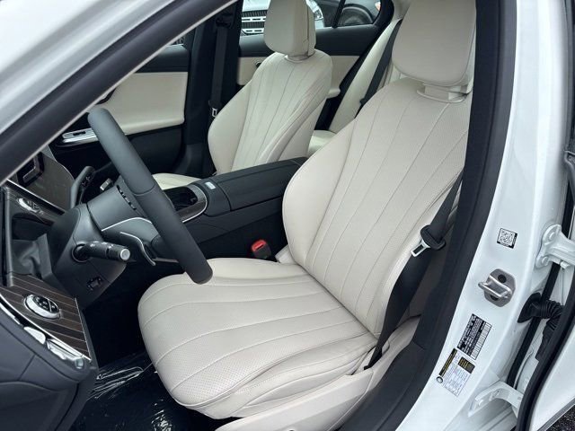 New 2025 Mercedes-Benz E 350 Sedan image 8
