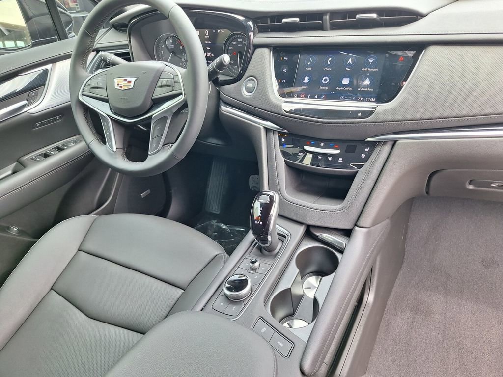 New 2026 Cadillac XT5 Premium Luxury w/ LPO, ONYX Package FWD image 27
