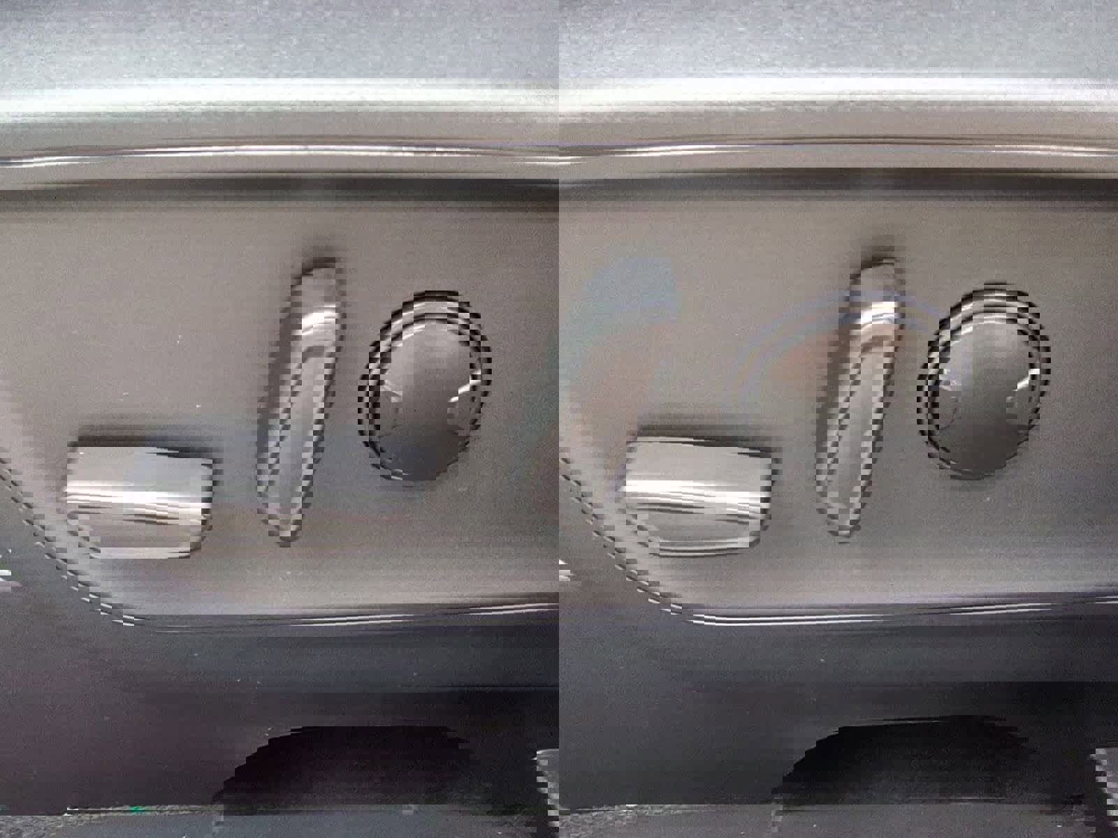 Used 2024 Ford Escape ST-Line Elite w/ Premium Technology Package image 17