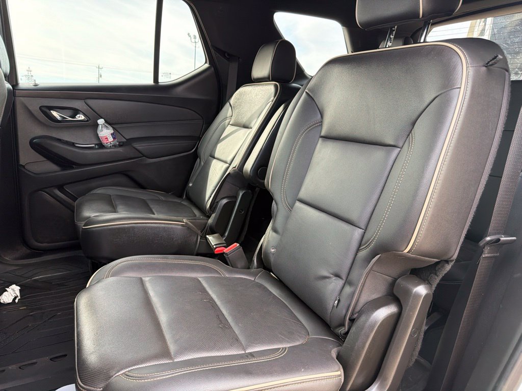 Used 2022 Chevrolet Traverse Premier w/ LPO, Floor Liner Package FWD image 12
